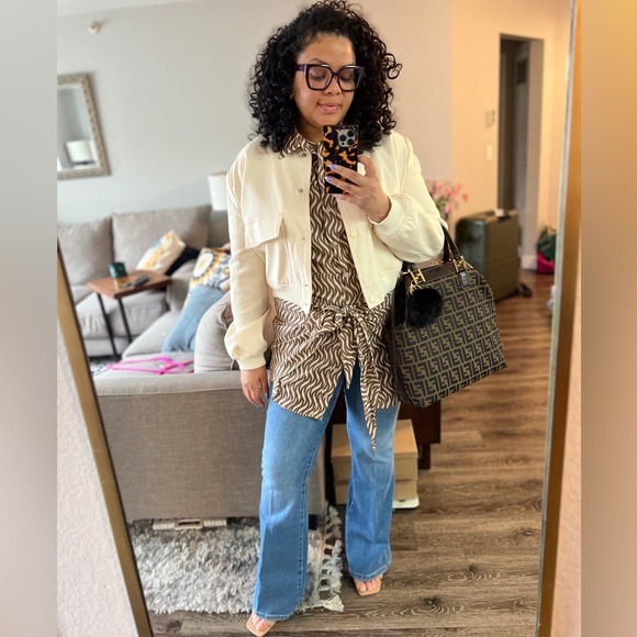 Meet your Posher, Eboni - Picture 8 of 8